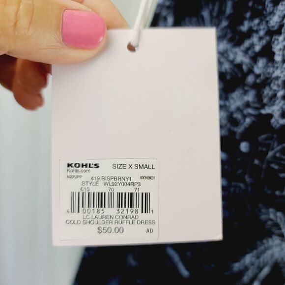 LC Lauren Conrad Cold Shoulder - Picture 5 of 11